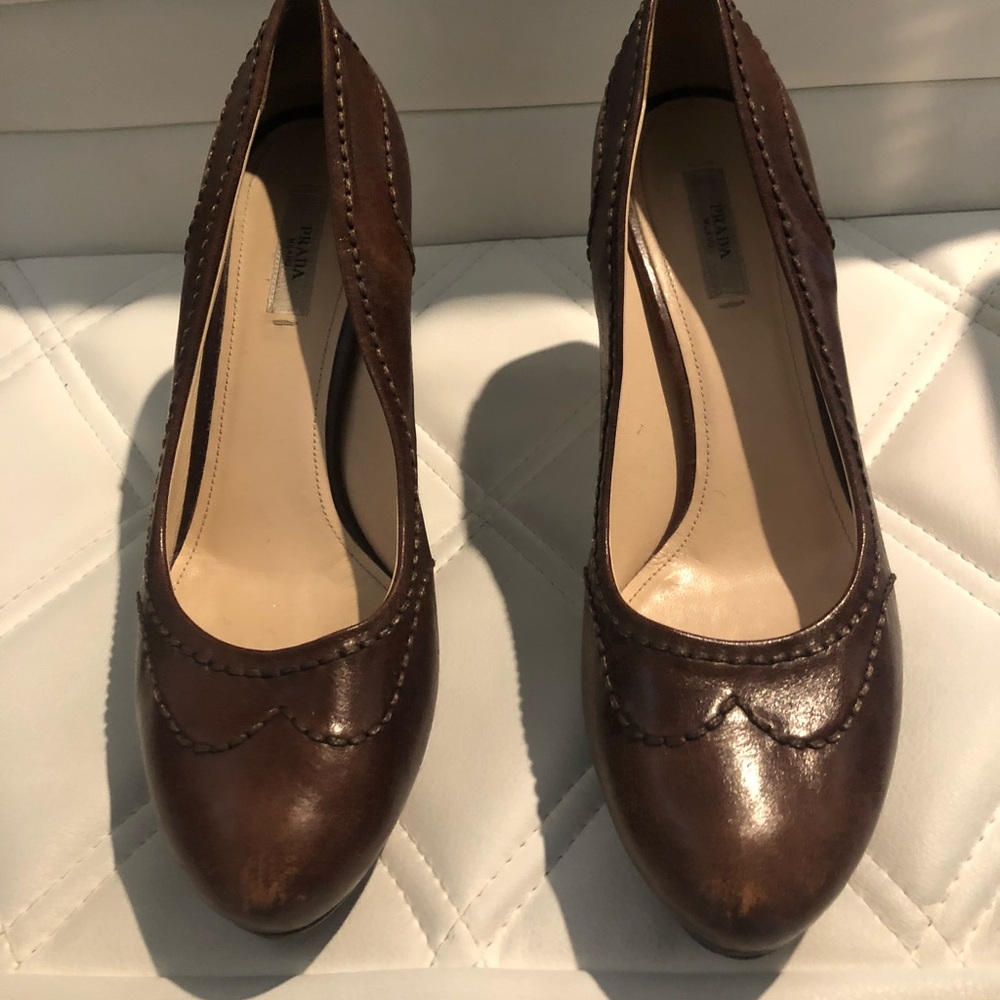 Prada size 40 AUTHENTIC- No bag- No box